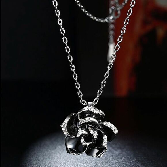 Sterling Silver Black Flower Enamel Drip Rhinestone Necklace Womens New - Picture 11 of 12